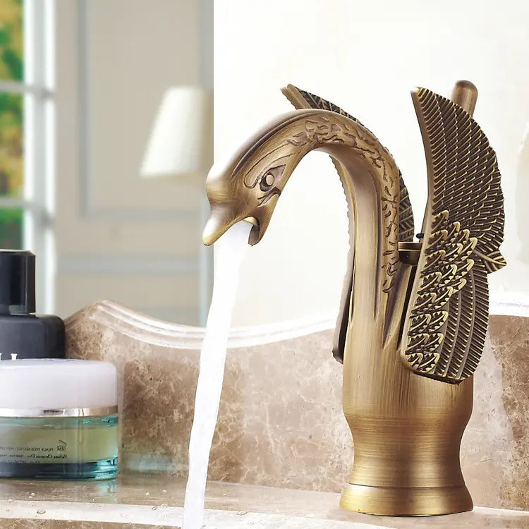 Antique-Style Brass Faucet for European Bathroom Sink